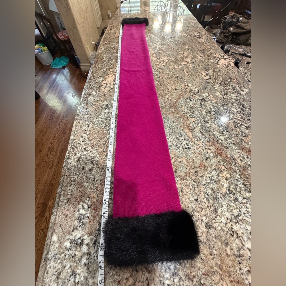 Christian Dior Fuschia Knit Shrug/Stole with Fur Cuffs - Picture 6 of 10